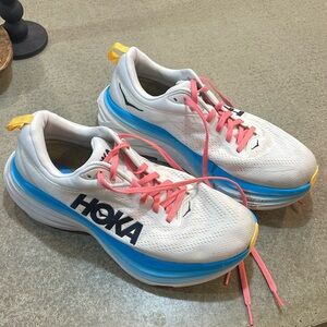 Hoka Bondi 8